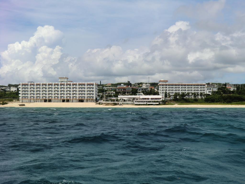 Morimar Resort Hotel Yomitan Exterior foto
